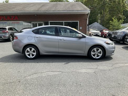 Used 2015 Dodge Dart SXT FWD image 4
