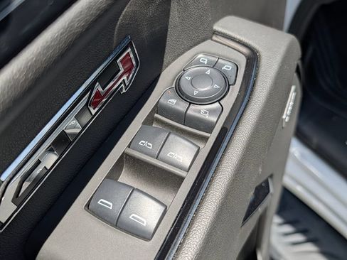 Used 2024 GMC Sierra 1500 AT4 w/ Technology Package AWD/4WD image 25