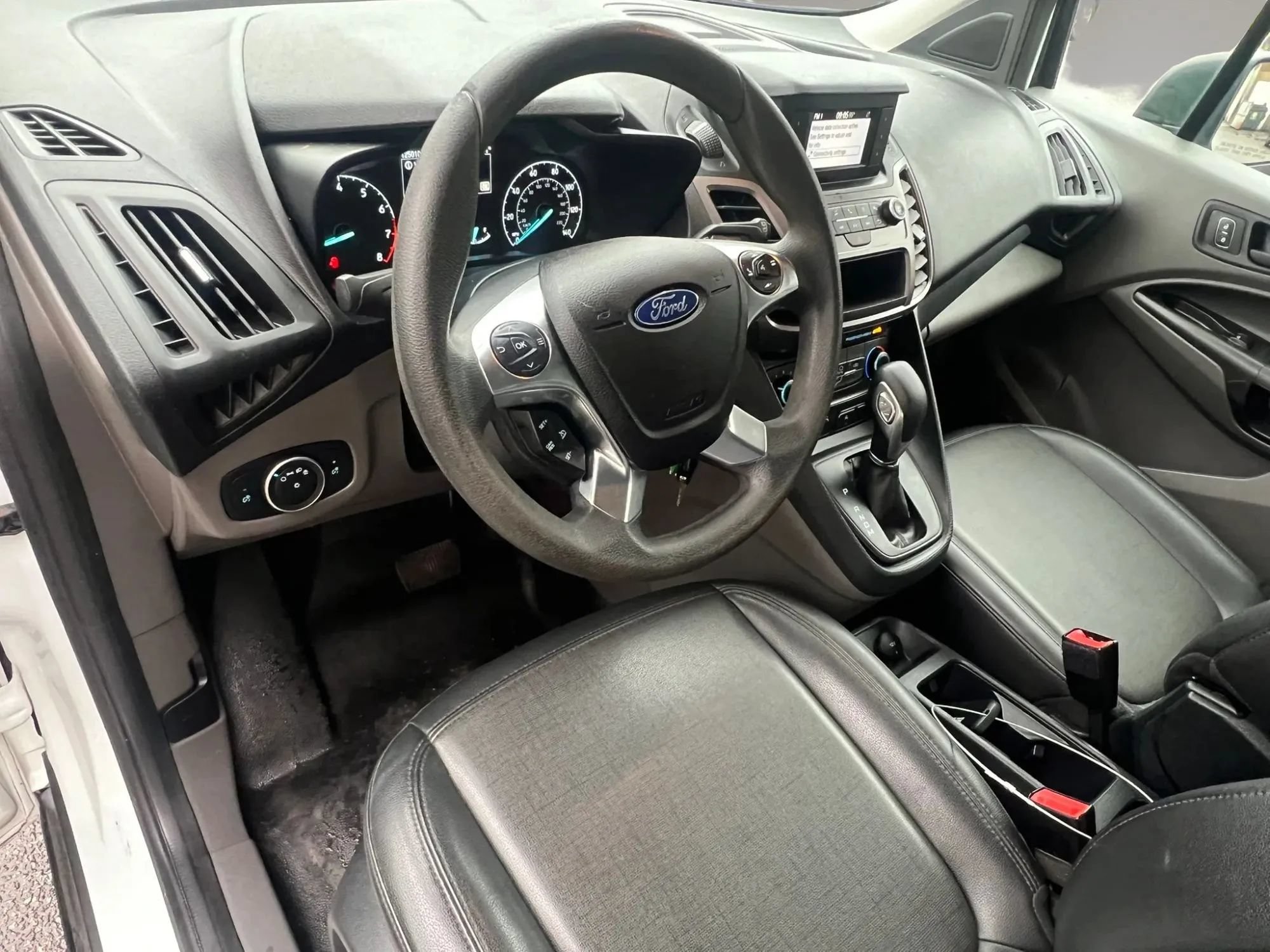 Used 2021 Ford Transit Connect XL FWD image 19