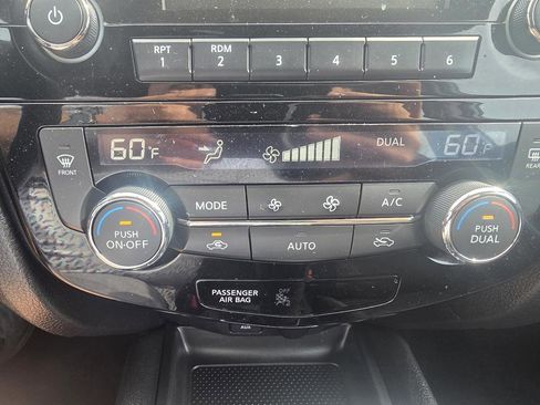 Used 2017 Nissan Rogue Sport SV image 20