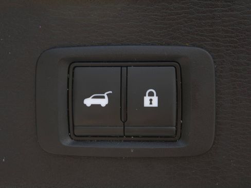 Used 2024 Mitsubishi Outlander SEL AWD/4WD image 8