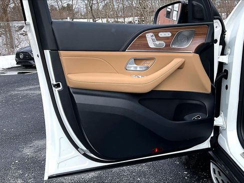 New 2026 Mercedes-Benz GLE 450 4MATIC image 11