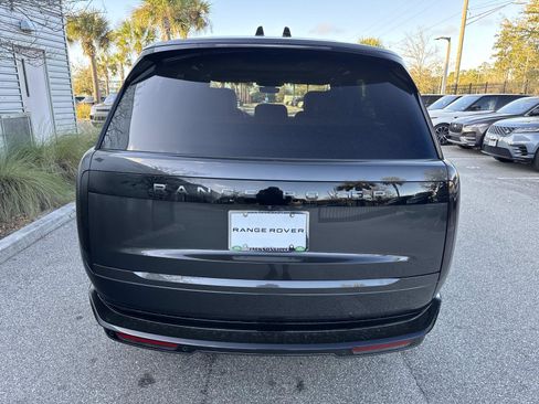 New 2026 Land Rover Range Rover SE image 7