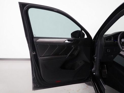 Used 2024 Volkswagen Tiguan SE R-Line w/ MDO Package, Three-Row image 47