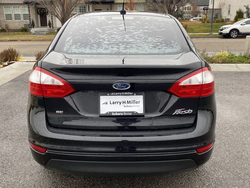 Used 2014 Ford Fiesta SE image 5