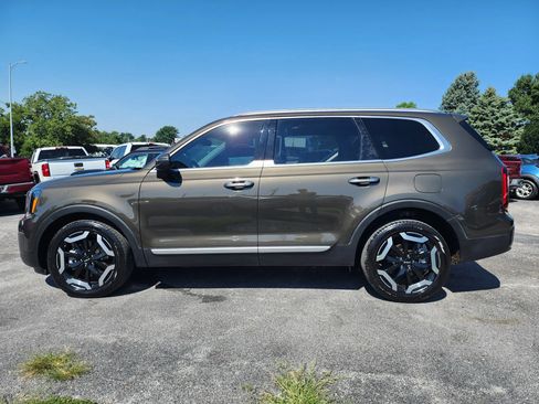 Used 2024 Kia Telluride S w/ S Sunroof Package AWD/4WD image 4