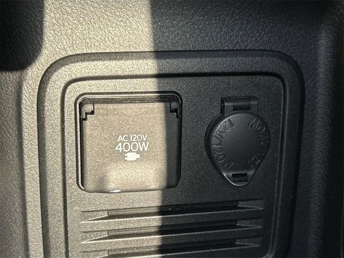 Used 2022 Toyota 4Runner SR5 Premium image 14