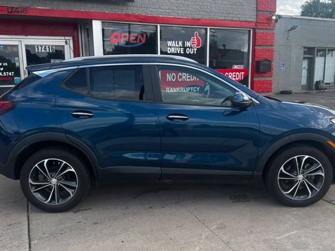 Used 2021 Buick Encore GX Select FWD image 3