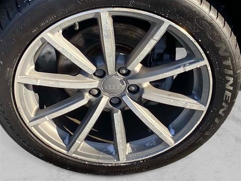 Used 2018 Audi Q3 2.0T Premium Plus w/ Premium Plus Package image 24