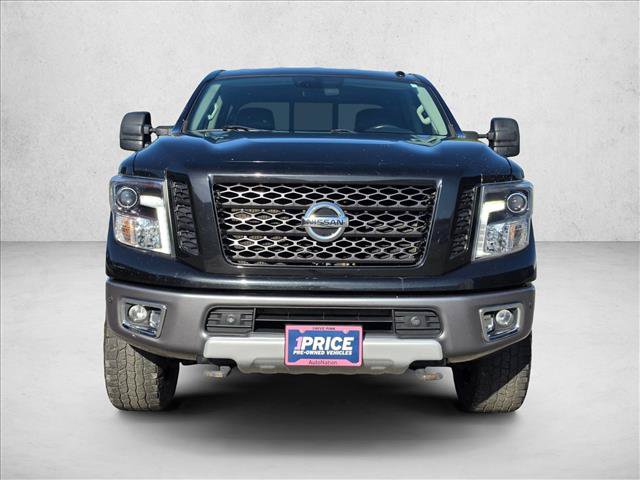 Used 2017 Nissan Titan PRO-4X AWD/4WD image 8