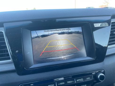 Used 2019 Kia Niro LX FWD image 36