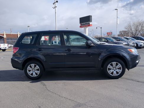 Used 2009 Subaru Forester 2.5X image 2