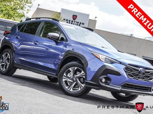 Used 2025 Subaru Crosstrek 2.0i Premium AWD/4WD image 1