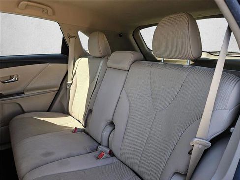 Used 2013 Toyota Venza LE image 17