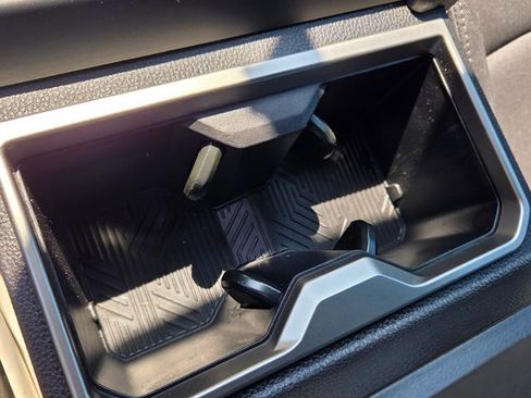 Used 2024 Toyota Tacoma SR5 w/ SR5 Upgrade Package image 23