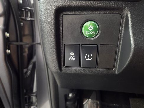 Used 2021 Honda HR-V LX image 21