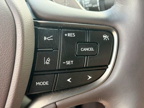 Used 2019 Lexus ES 350 Ultra Luxury w/ Accessory Package 2 FWD image 27