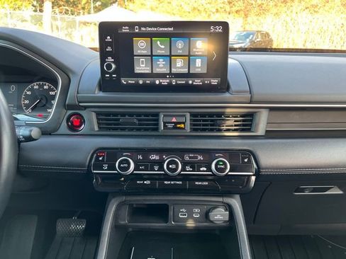 Used 2023 Honda Pilot EX-L image 25