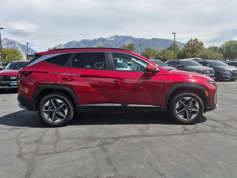 Used 2025 Hyundai Tucson SEL AWD/4WD image 2