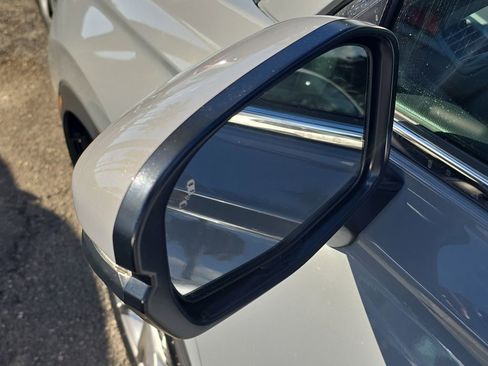 Used 2023 Honda CR-V EX-L image 10