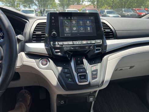 Used 2023 Honda Odyssey EX-L image 19