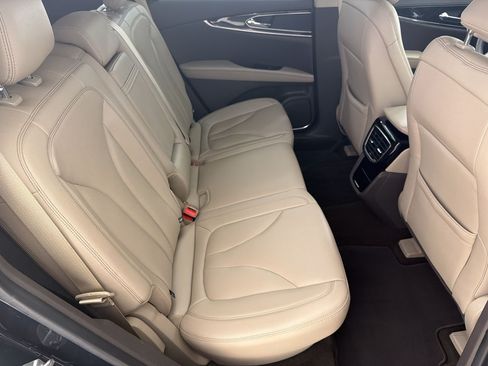 Used 2023 Lincoln Nautilus FWD image 28