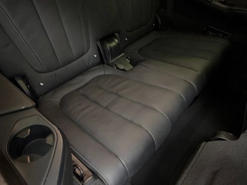 Used 2020 BMW X7 xDrive40i w/ Premium Package AWD/4WD image 42