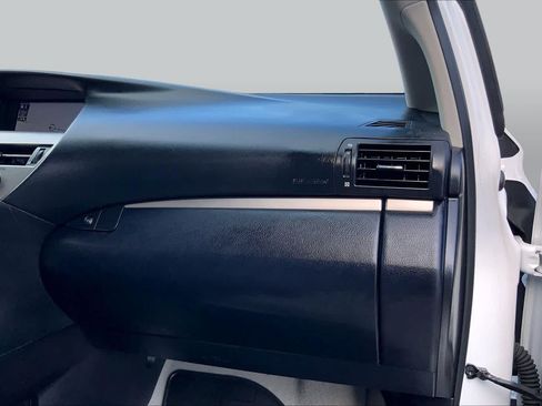 Used 2015 Lexus RX 450h FWD image 18