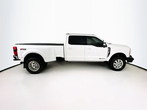 Used 2023 Ford F350 Lariat w/ Lariat Ultimate Package image 9
