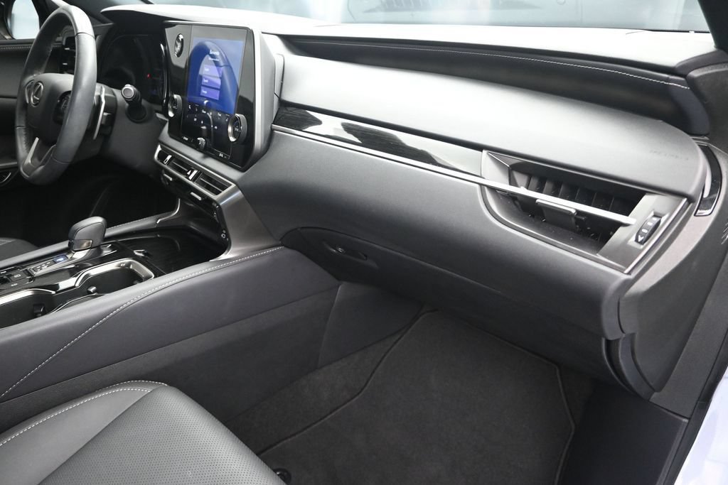Certified 2024 Lexus RX 350 FWD w/ Technology Package image 24