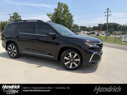 Used 2025 Honda Pilot Elite