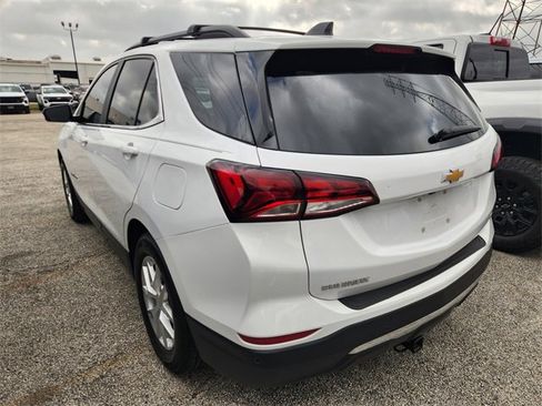 Used 2024 Chevrolet Equinox LT w/ LPO, Floor Liner Package image 4