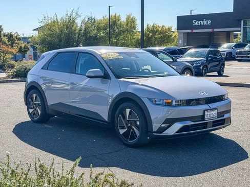 Certified 2025 Hyundai Ioniq 5 SE RWD image 6