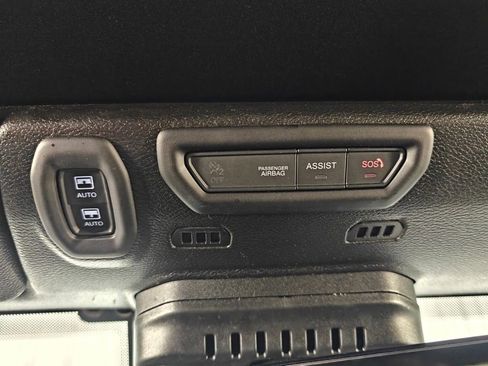Used 2021 Jeep Wrangler Unlimited Rubicon w/ Trailer Tow Package AWD/4WD image 46