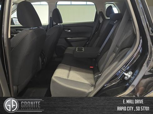 Used 2026 Nissan Rogue SV AWD/4WD image 25