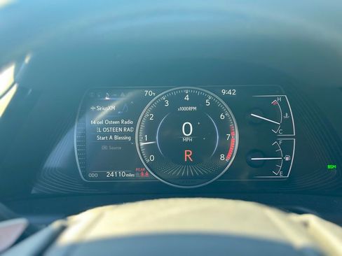 Used 2023 Lexus ES 250 w/ Premium Package image 16