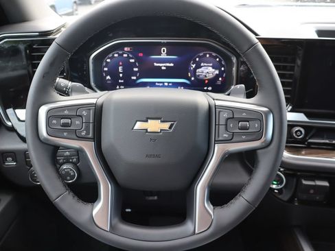 New 2026 Chevrolet Silverado 1500 LT w/ Convenience Package II AWD/4WD image 7