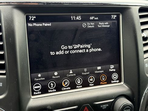 Used 2018 Jeep Grand Cherokee Laredo RWD image 21