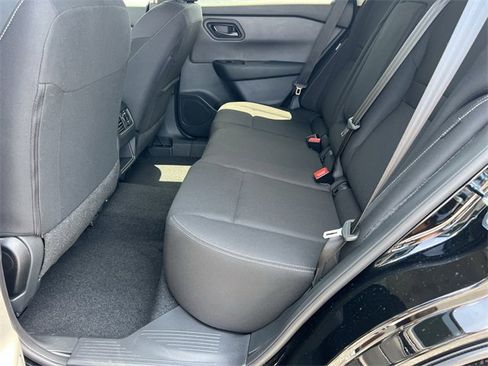 Certified 2025 Nissan Rogue S image 18