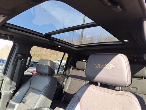 Used 2024 Chevrolet Suburban High Country w/ Max Trailering Package image 24