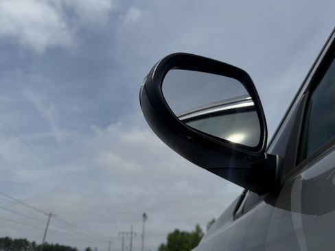 New 2025 Buick Envista Preferred image 22