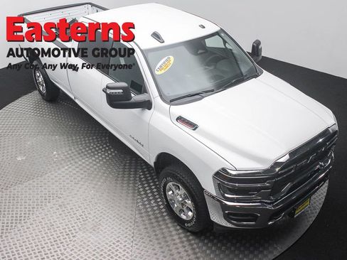 Used 2025 RAM 3500 Lone Star AWD/4WD image 3