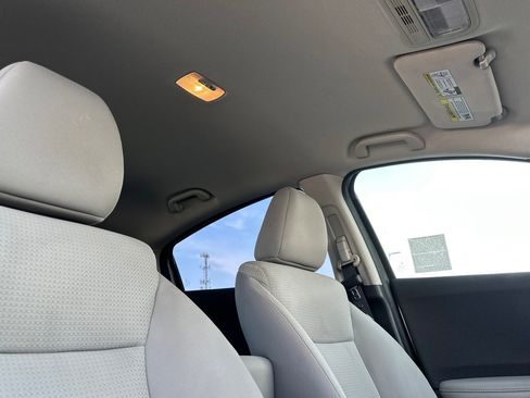 Used 2019 Honda HR-V LX image 17