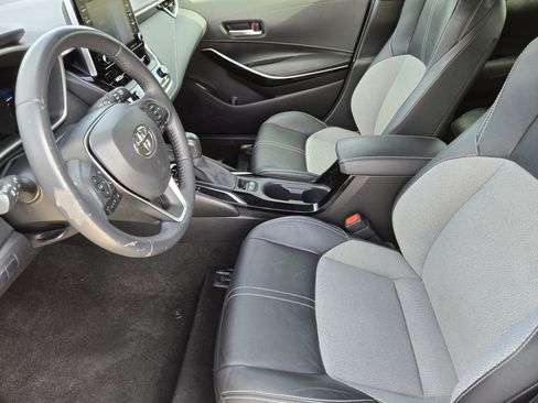 Used 2019 Toyota Corolla XSE FWD image 9