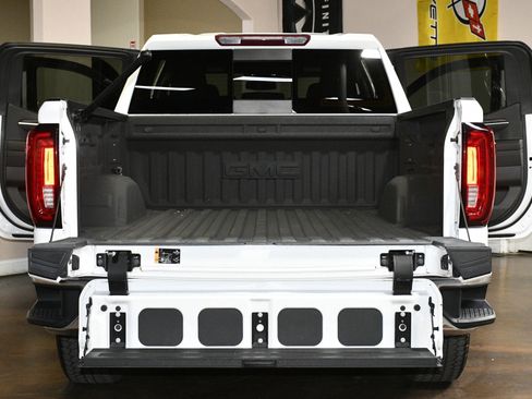 Used 2023 GMC Sierra 1500 SLT w/ SLT Premium Plus Package AWD/4WD image 88