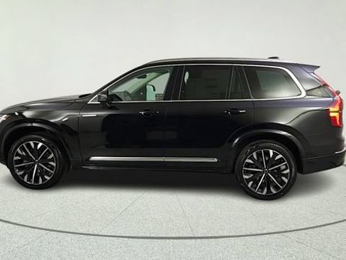 New 2026 Volvo XC90 B6 Plus w/ Protection Package AWD/4WD image 4