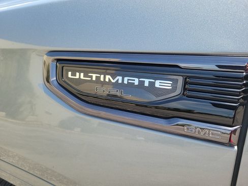 Used 2026 GMC Sierra 1500 Denali Ultimate AWD/4WD image 9