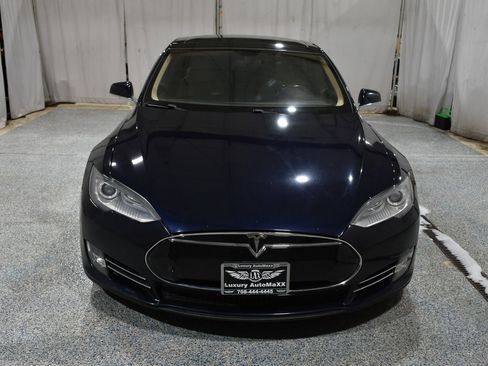 Used 2013 Tesla Model S Performance image 24