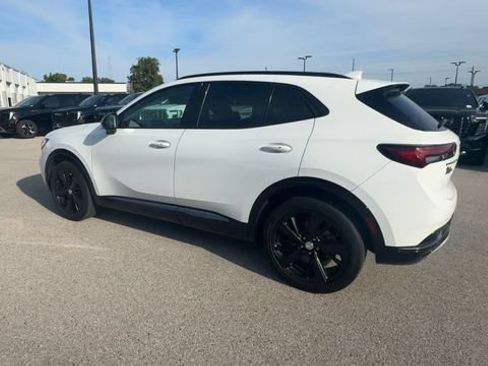 Used 2021 Buick Envision Essence w/ Sport Touring Package FWD image 7