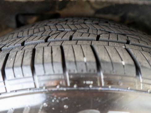 Used 2023 Acura MDX SH-AWD w/ Advance Package image 37